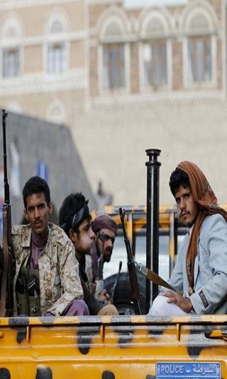 اختطفها الحوثيون لأكثر من عام ولفقوا لها تهمة.. إعدام فتاة من قبل أهلها بعد نصف ساعة من الإفراج عنها